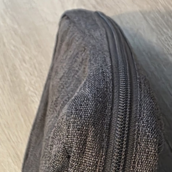 L.L. Bean Boundless Expandable Crossbody Bag Purse Tote 10 X 10 - Picture 7 of 8